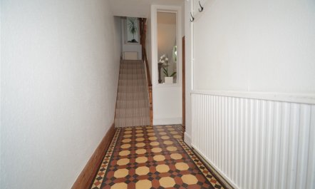 3 Bed in Dartmouth 9