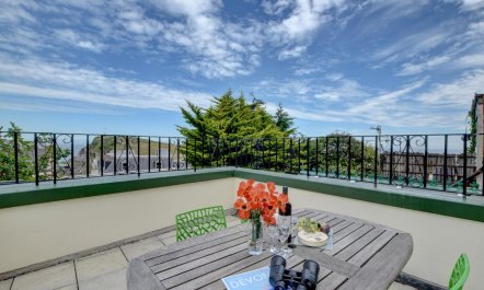 2 Bed in Ilfracombe 1