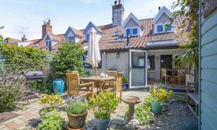 2 Bed in Southwold 9