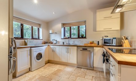 3 Bed in Briston 5