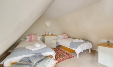 2 Bed in Woodbridge 6