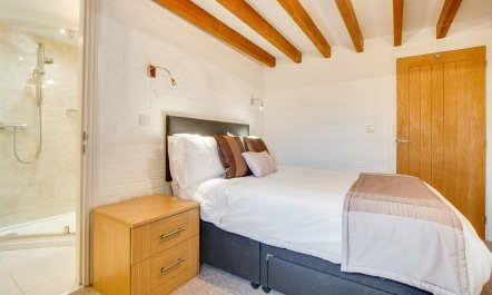 3 Bed in Haverfordwest 7