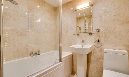 3 Bed in Haverfordwest 9