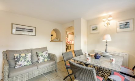 3 Bed in Blakeney 7