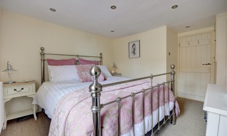 2 Bed in Whitby 6