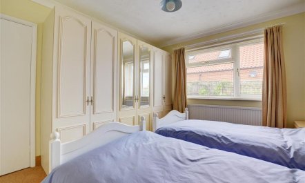 2 Bed in Cromer 9