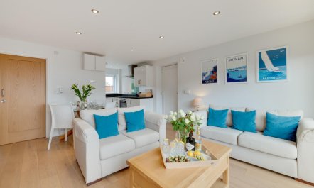 2 Bed in Brixham 7