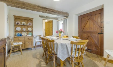 4 Bed in West Somerton 2