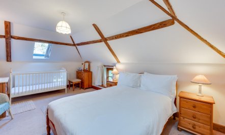 4 Bed in West Somerton 9