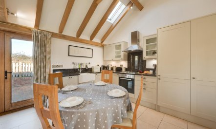 2 Bed in Tenterden 2