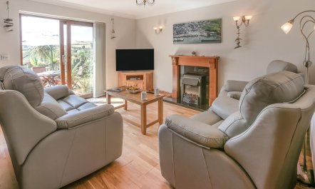 2 Bed in Newquay 1