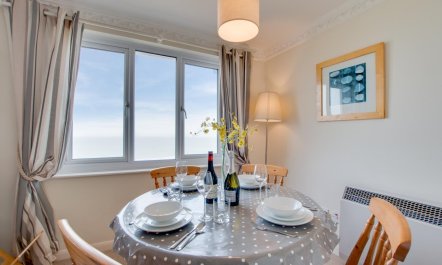 2 Bed in Putsborough 7