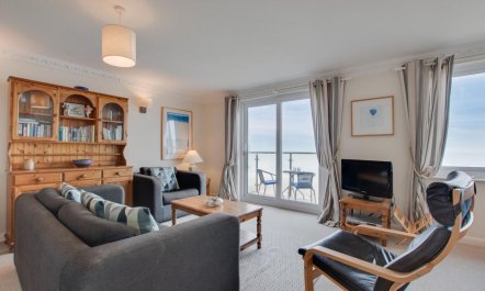 2 Bed in Putsborough