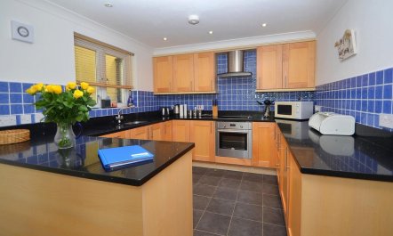2 Bed in Kingswear 5