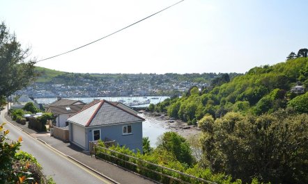 2 Bed in Kingswear 8