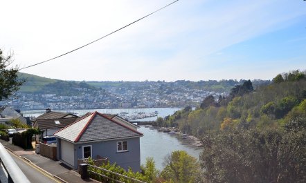 2 Bed in Kingswear 6
