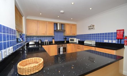 2 Bed in Kingswear 6