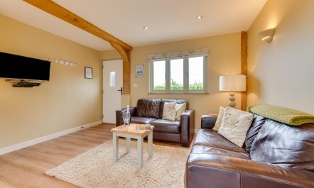 2 Bed in Whitwell, Nr Reepham 2