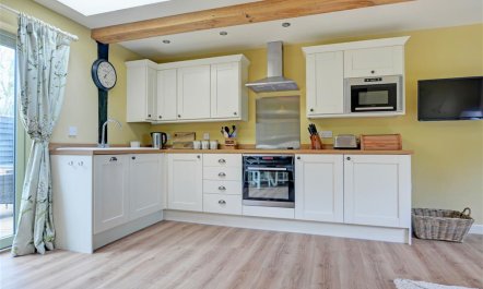 2 Bed in Whitwell, Nr Reepham 4