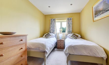 2 Bed in Whitwell, Nr Reepham 7