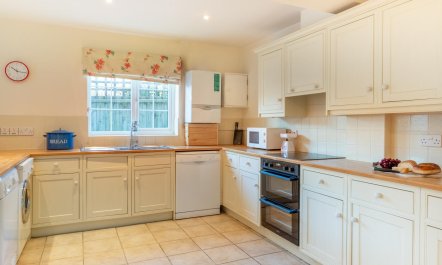 4 Bed in Thorpeness 3