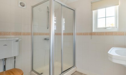 4 Bed in Thorpeness 9