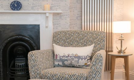 2 Bed in Dartmouth 4