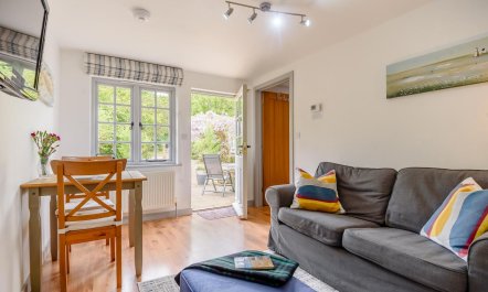 1 Bed in West Runton 3