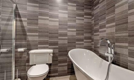 6 Bed in Pickering 9