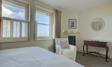 3 Bed in Fairlight 4