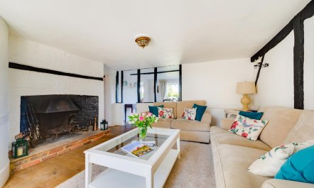 3 Bed in Robertsbridge 2