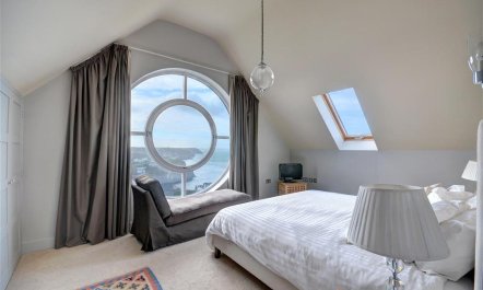 4 Bed in Porthtowan 1