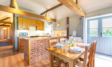 2 Bed in Swanton Abbott 3