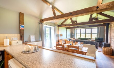 2 Bed in Swanton Abbott 7