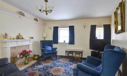 2 Bed in Caernarfon 3