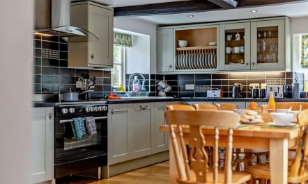 4 Bed in Ringstead 3