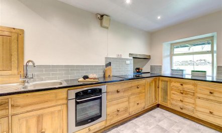 3 Bed in Ambleside 2