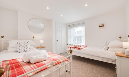 2 Bed in East Runton 4