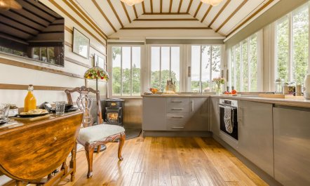 1 Bed in Melton Constable 8