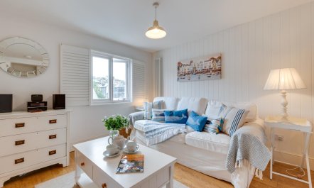 2 Bed in Dartmouth 2