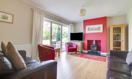 4 Bed in Hacheston 2