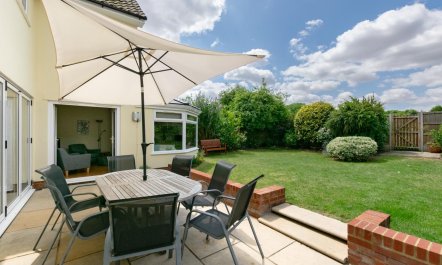 4 Bed in Hacheston 9