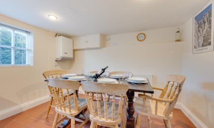 3 Bed in Woodbridge 5