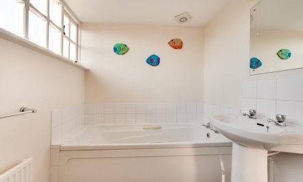 3 Bed in Woodbridge 7