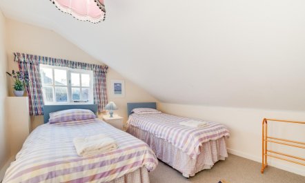 3 Bed in Woodbridge 4