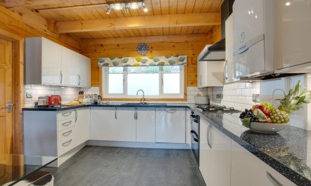 4 Bed in Wadebridge 7