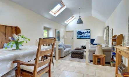 2 Bed in Menai Bridge 5