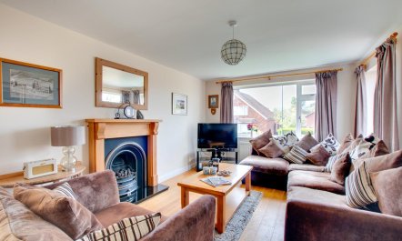 3 Bed in Whitby