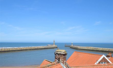 2 Bed in Whitby 1