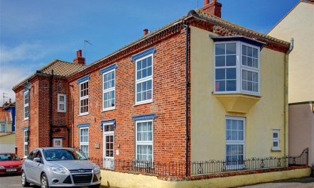 2 Bed in Aldeburgh 6